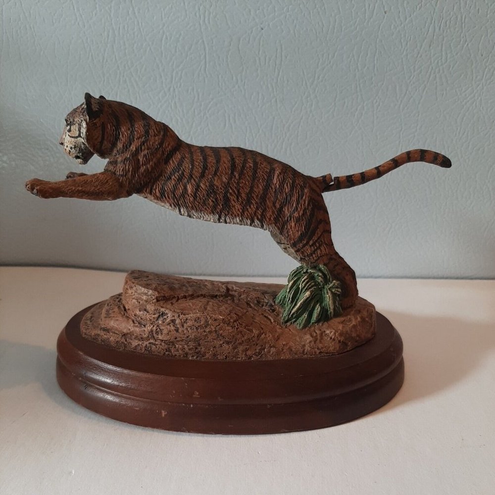 The Smithsonian Bengal Tiger by Neal Deaton 80s Numbered #103 Limited AS IS READ - Picture 7 of 12